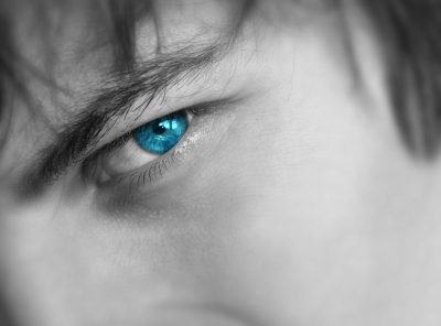 advice on the sharing of contact lenses