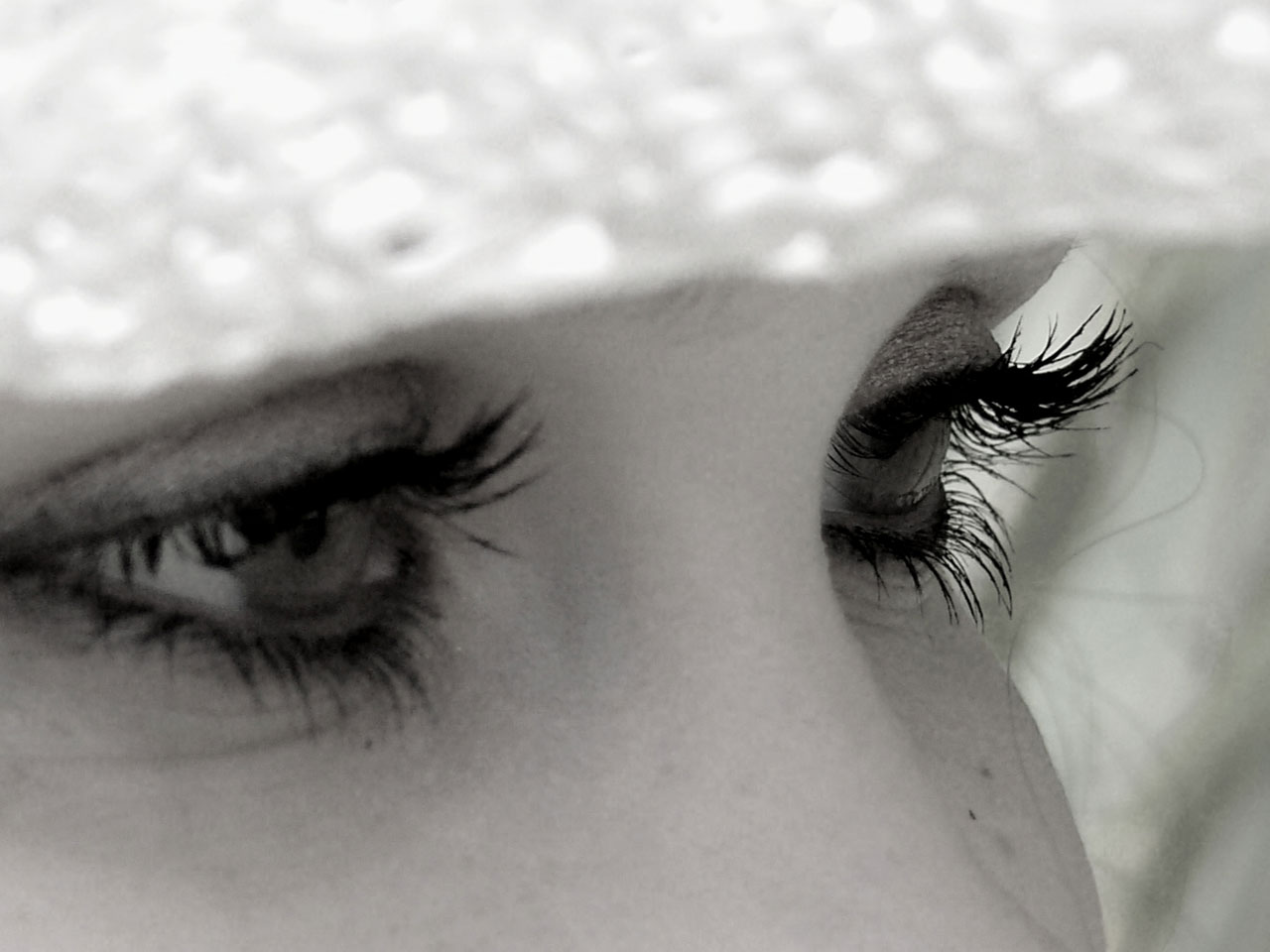 Contact lenses don't blow potients away