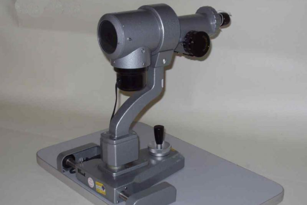 Takagi Single Position Keratometer