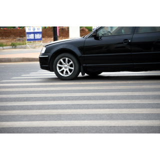 european parliament calls for eye tests every 10 years